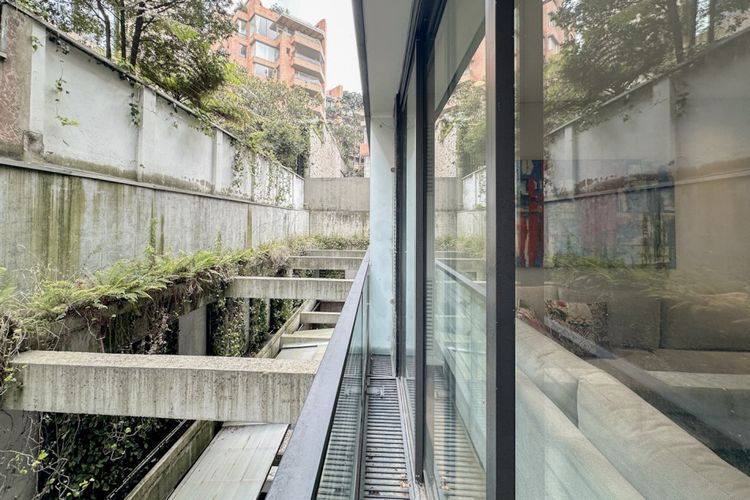 Apartamento de 1 alcoba en venta en Los Rosales, Bogotá, 80 m² · foto 16 de 17