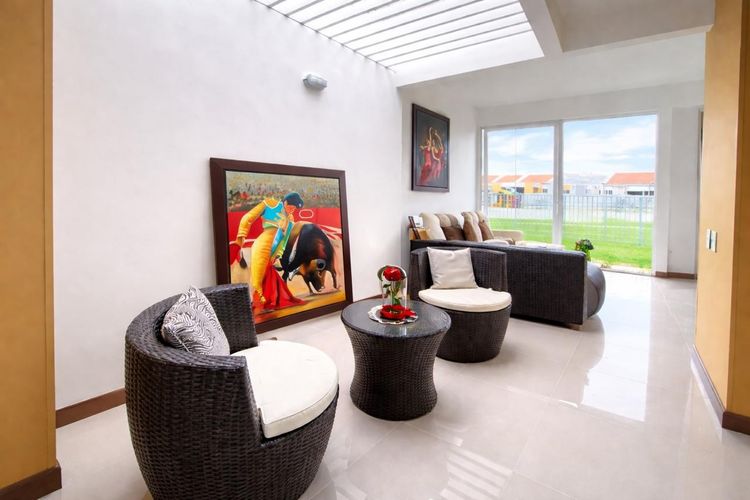 Casa de 3 alcobas en venta en El Castillo, Jamundí, 323 m² · foto 5 de 13