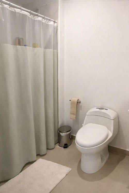 Casa de 3 alcobas en venta en El Castillo, Jamundí, 323 m² · foto 8 de 13