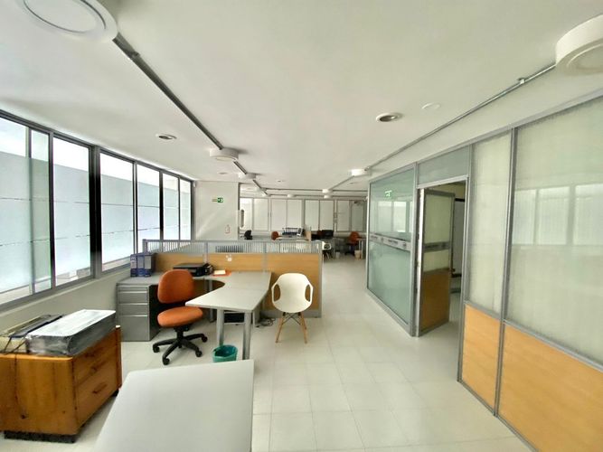 Oficina en arriendo en La Ceiba, Bucaramanga, 180 m² · foto 3 de 7
