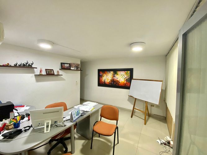Oficina en arriendo en La Ceiba, Bucaramanga, 180 m² · foto 5 de 7
