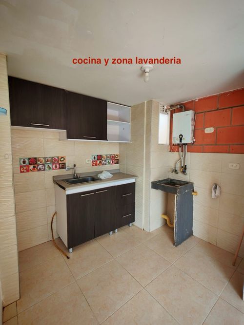 Apartamento de 3 alcobas en venta en Cr. El Triunfo Et. I, Soacha, 49 m² · foto 2 de 16