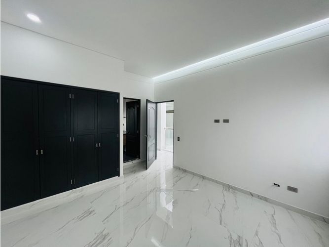 Casa de 5 alcobas en venta en Mesa, Envigado, 460 m² · foto 12 de 24