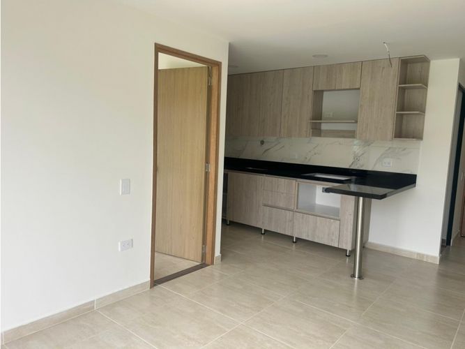 Apartamento de 3 alcobas en venta en El Tambo, La Ceja, 70 m² · foto 3 de 24
