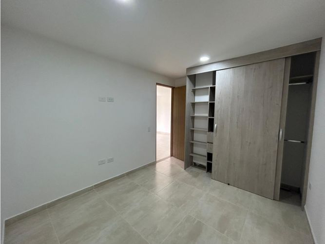 Apartamento de 3 alcobas en venta en El Tambo, La Ceja, 70 m² · foto 12 de 24