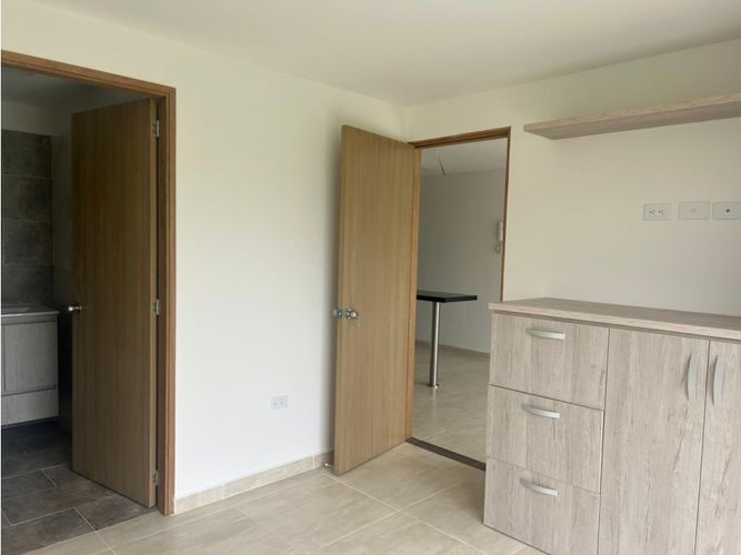 Apartamento de 3 alcobas en venta en El Tambo, La Ceja, 70 m² · foto 16 de 24