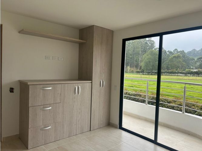 Apartamento de 3 alcobas en venta en El Tambo, La Ceja, 70 m² · foto 18 de 24