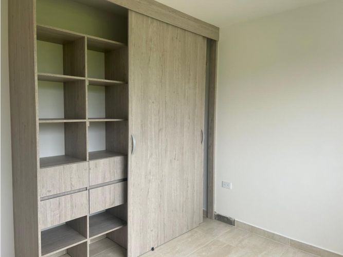 Apartamento de 3 alcobas en venta en El Tambo, La Ceja, 70 m² · foto 21 de 24