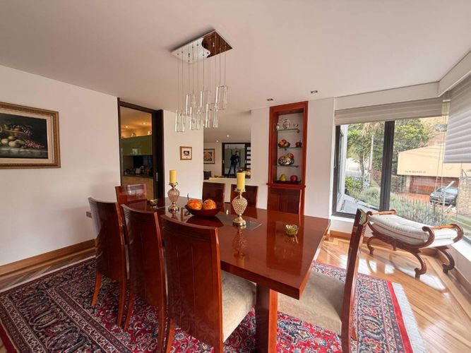 Apartamento de 3 alcobas en venta en Chico Norte, Bogotá, 250 m² · foto 3 de 20