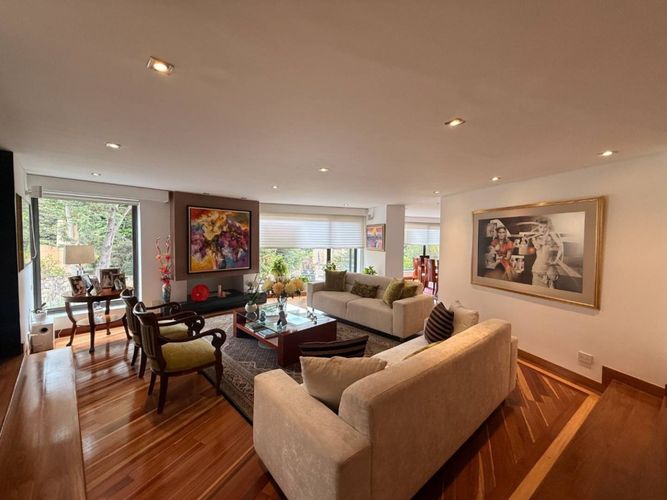Apartamento de 3 alcobas en venta en Chico Norte, Bogotá, 250 m² · foto 4 de 20
