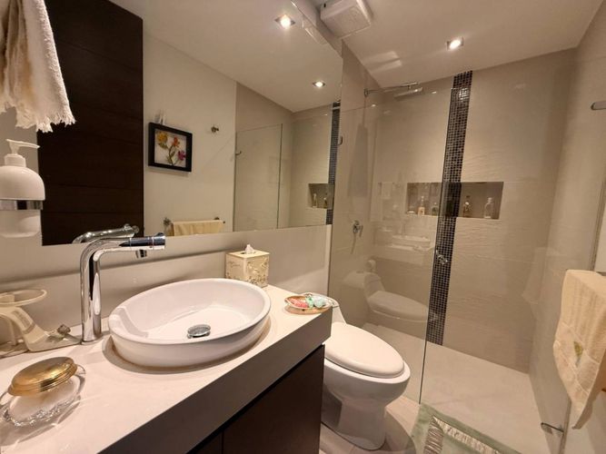 Apartamento de 3 alcobas en venta en Chico Norte, Bogotá, 250 m² · foto 18 de 20