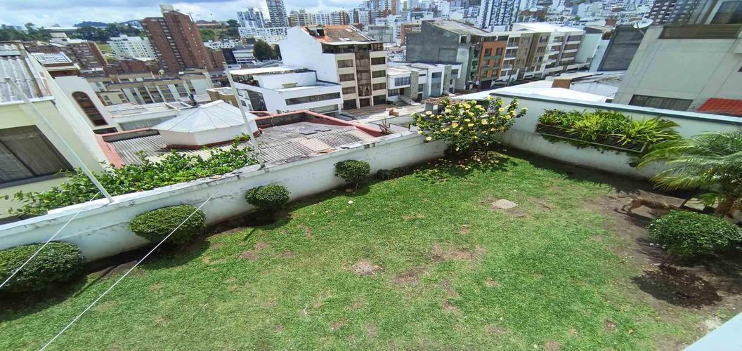 Casa de 8 alcobas en venta en Palermo, Manizales, 560 m² · foto 12 de 24