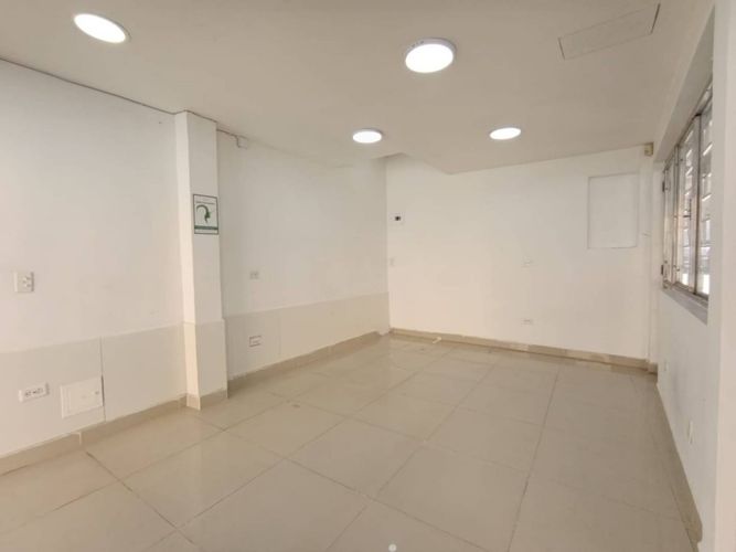 Local en arriendo en San Diego, Medellín, 18 m² · foto 3 de 9