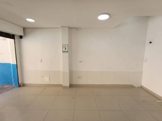Local en arriendo en San Diego, Medellín, 18 m² · foto 6 de 9