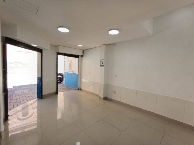 Local en arriendo en San Diego, Medellín, 18 m² · foto 7 de 9
