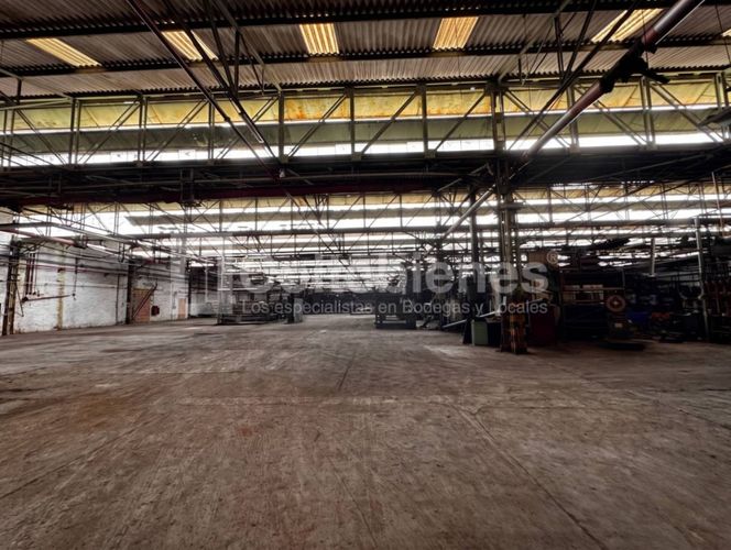 Bodega en arriendo en Suramérica, Itagüí, 2600 m² · foto 4 de 6