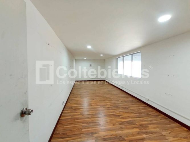 Bodega en arriendo en Zona Industrial No. 1, Itagüí, 2100 m² · foto 19 de 19