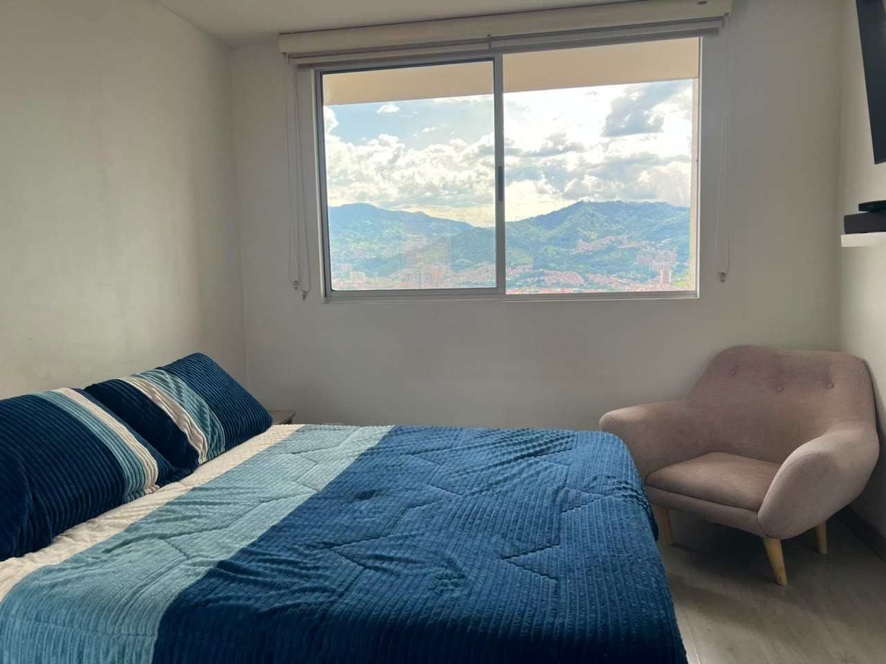 Apartamento en venta en Cumbres, Envigado · foto 10 de 15