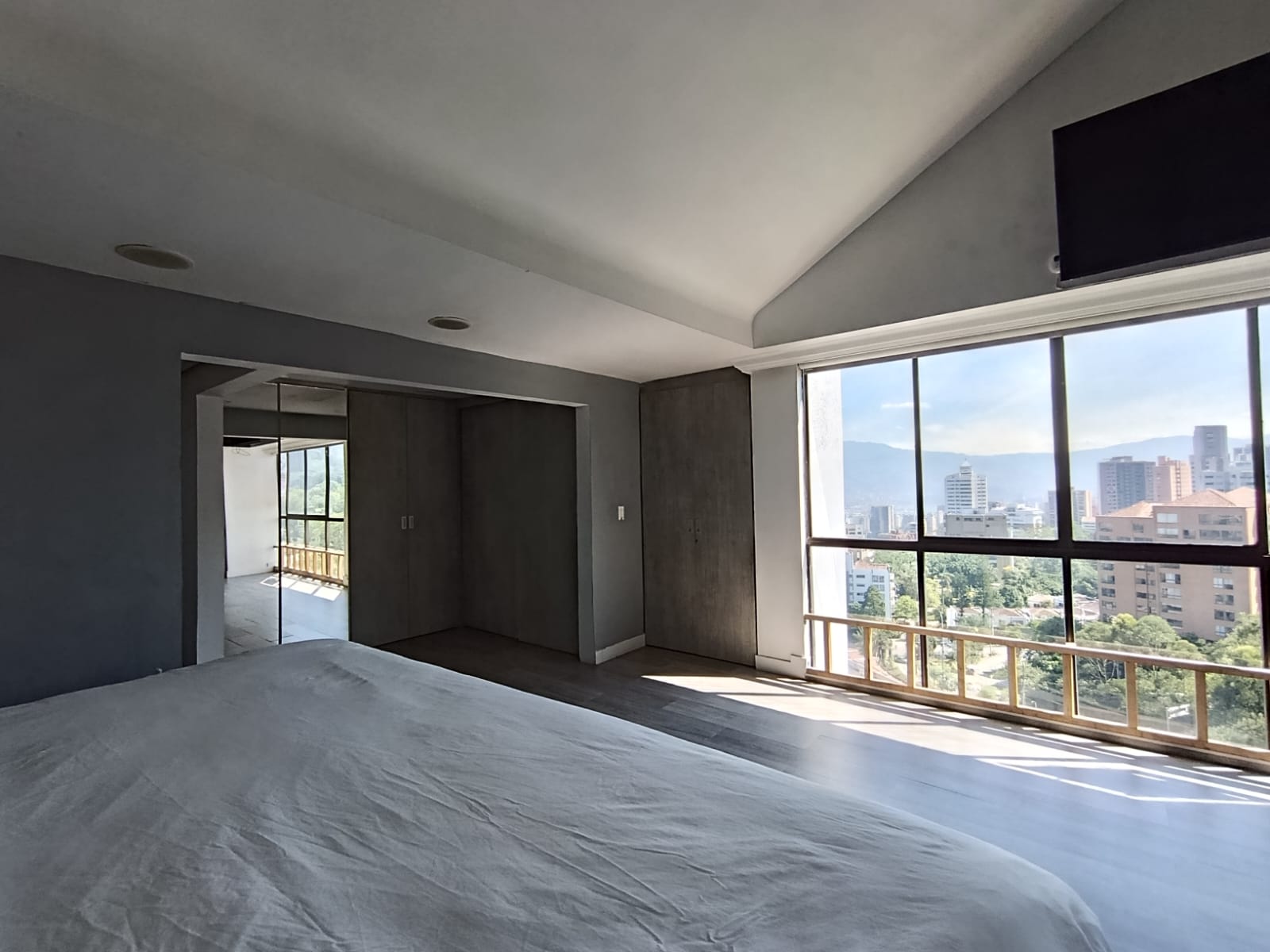 Apartamento en arriendo en Urbanización Las Cumbres, Medellín · foto 12 de 20
