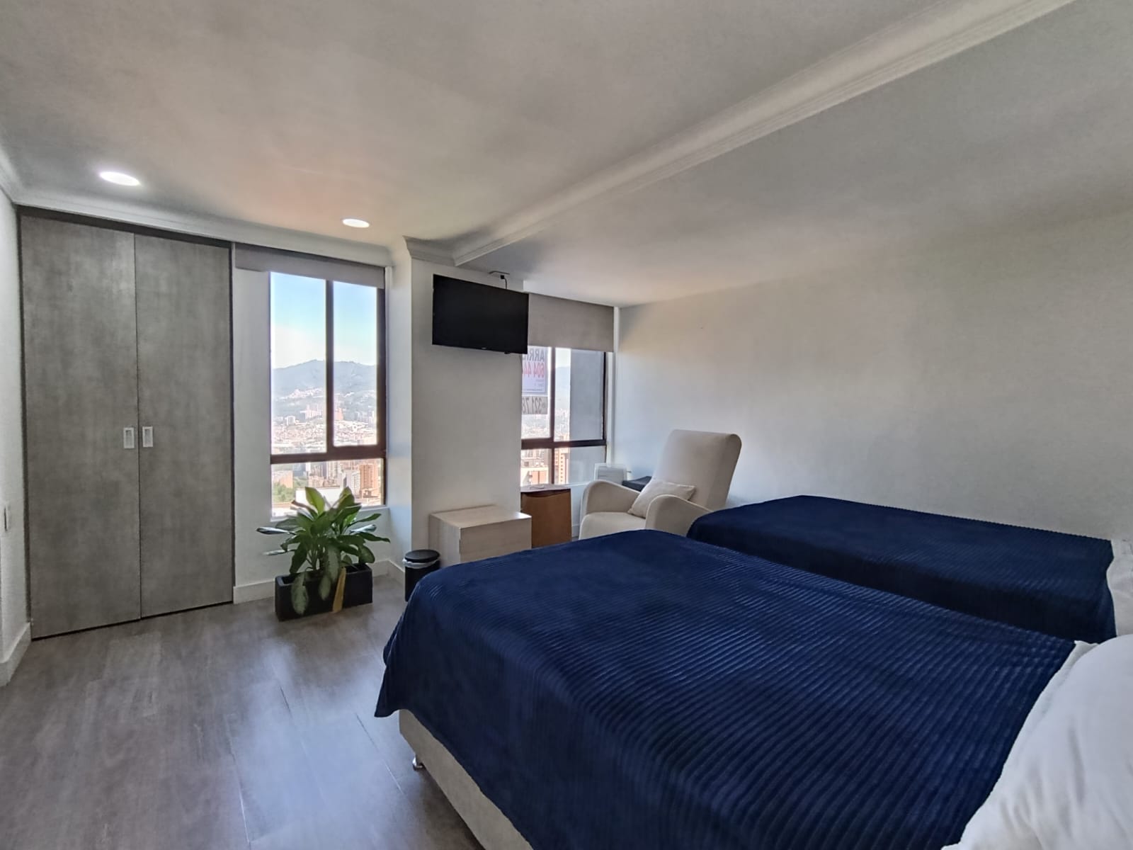 Apartamento en arriendo en Urbanización Las Cumbres, Medellín · foto 19 de 20