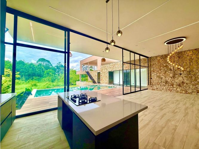 Casa de 4 alcobas en venta en Cerritos, Pereira, 685 m² · foto 4 de 18