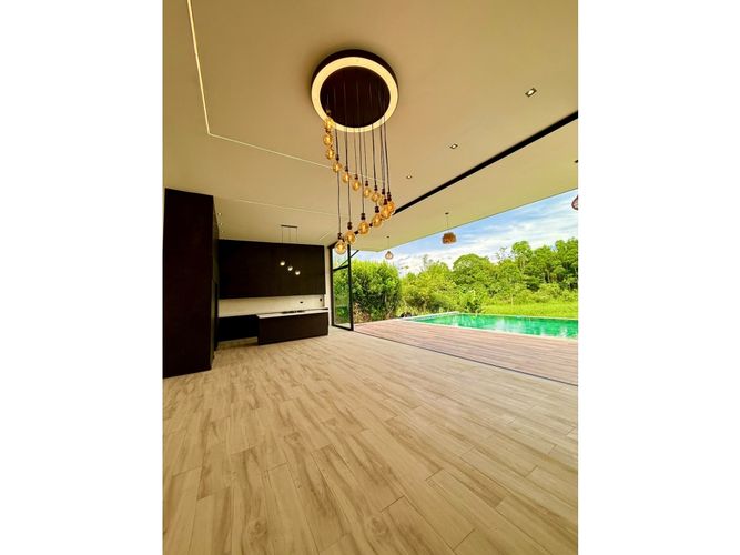 Casa de 4 alcobas en venta en Cerritos, Pereira, 685 m² · foto 5 de 18