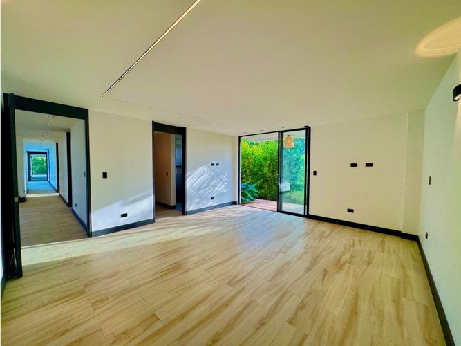 Casa de 4 alcobas en venta en Cerritos, Pereira, 685 m² · foto 16 de 18