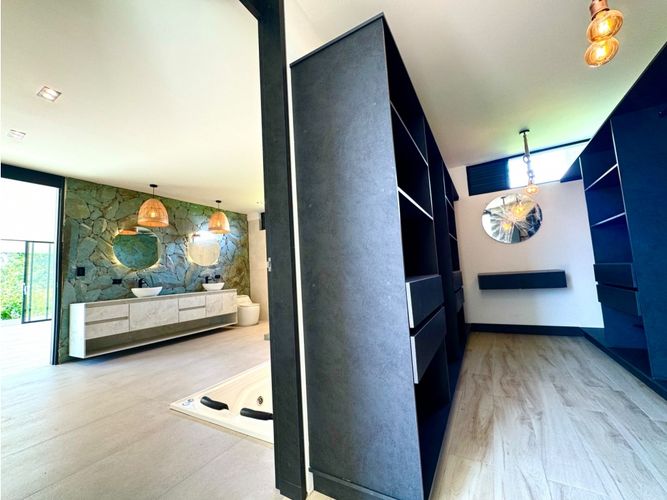 Casa de 4 alcobas en venta en Cerritos, Pereira, 685 m² · foto 17 de 18