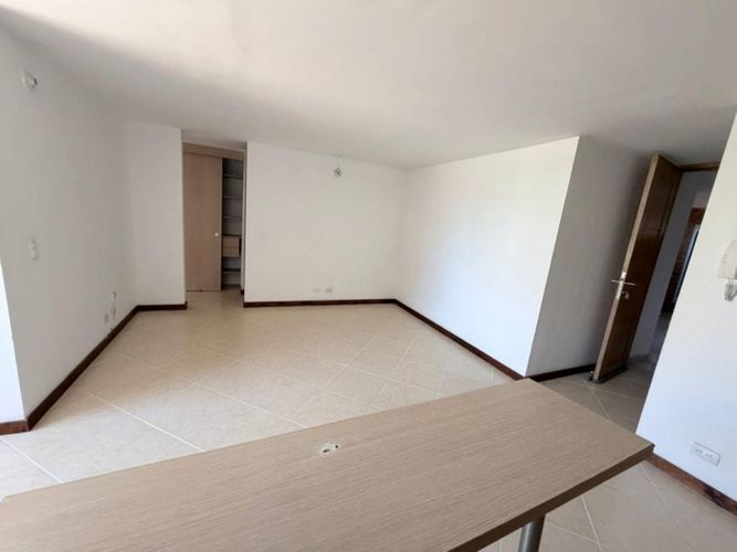 Apartaestudio en arriendo en Florida Nueva, Medellín, 50 m² · foto 7 de 12