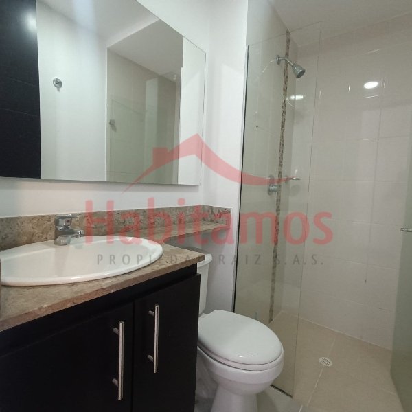 Apartamento en arriendo en Camino Verde, Envigado · foto 8 de 21