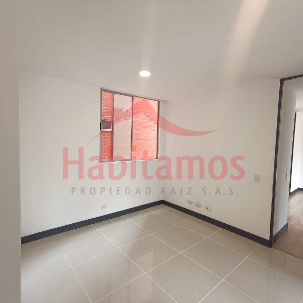Apartamento en arriendo en Camino Verde, Envigado · foto 9 de 21