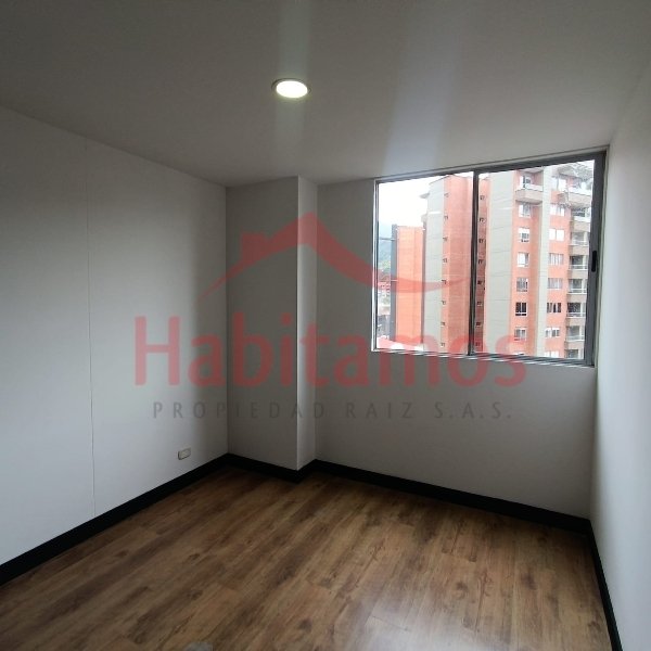 Apartamento en arriendo en Camino Verde, Envigado · foto 12 de 21