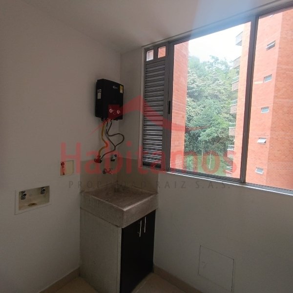 Apartamento en arriendo en Camino Verde, Envigado · foto 21 de 21