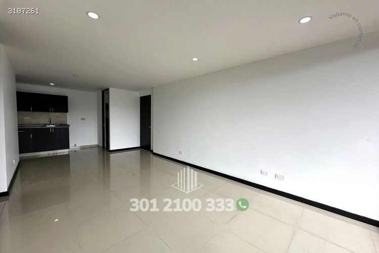 Apartamento de 3 alcobas en arriendo en Los Balsos, Medellín, 78 m² · foto 4 de 24