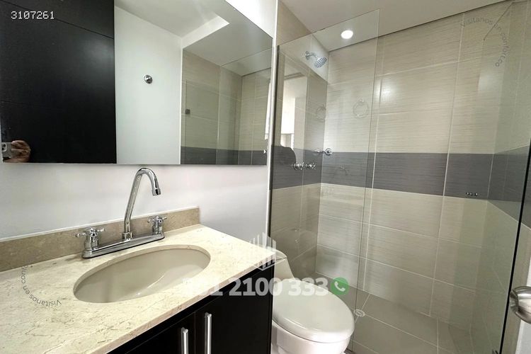 Apartamento de 3 alcobas en arriendo en Los Balsos, Medellín, 78 m² · foto 12 de 24