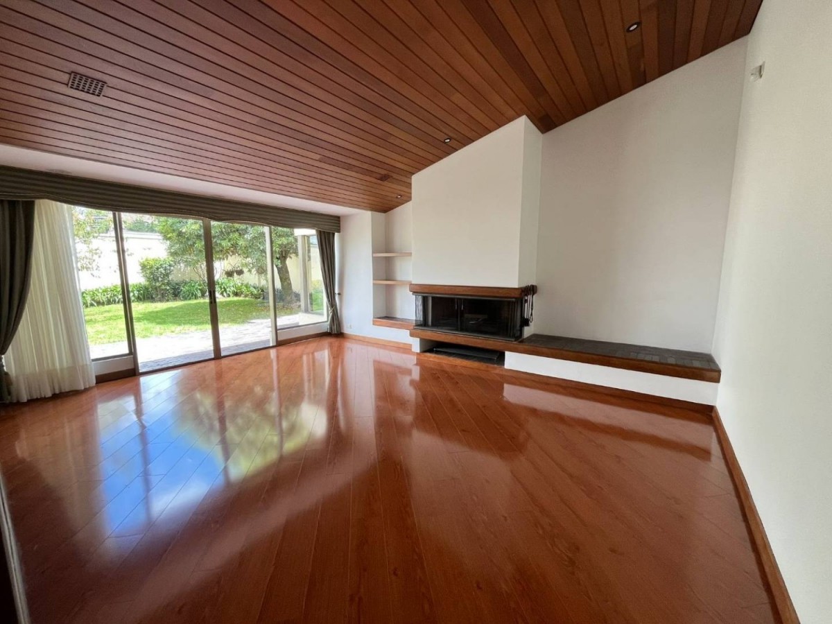 Casa Campestre en Arriendo en Santa barbara alta, Bogotá en Usaquen