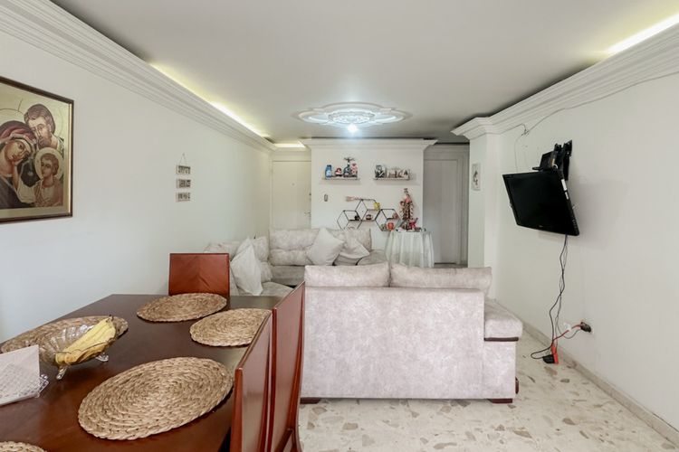 Apartamento de 3 alcobas en venta en Chapinero Norte, Bogotá, 69 m² · foto 2 de 10