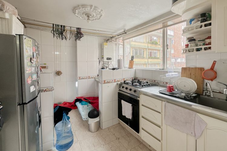 Apartamento de 3 alcobas en venta en Chapinero Norte, Bogotá, 69 m² · foto 3 de 10