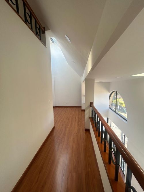 Apartamento en venta en Cedritos, Bogotá · foto 9 de 17