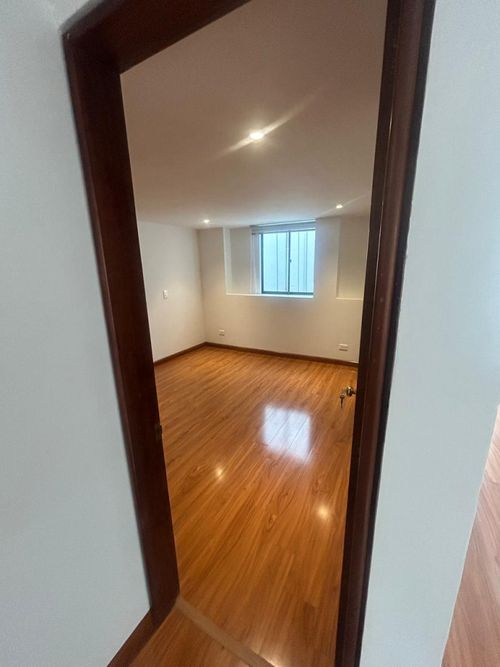 Apartamento en venta en Cedritos, Bogotá · foto 10 de 17