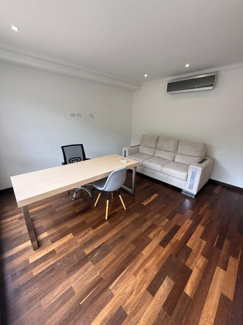 Casa de 5 alcobas en arriendo en Los Balsos, Medellín, 640 m² · foto 23 de 24