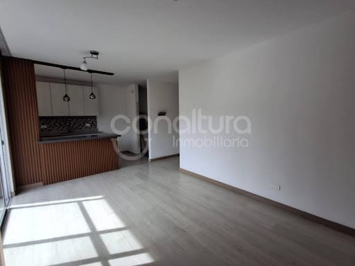 Apartamento de 3 alcobas en arriendo en Suramérica, Medellín, 82 m² · foto 5 de 24