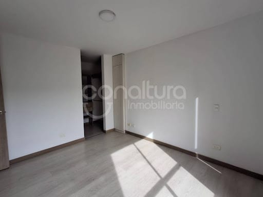 Apartamento de 3 alcobas en arriendo en Suramérica, Medellín, 82 m² · foto 12 de 24