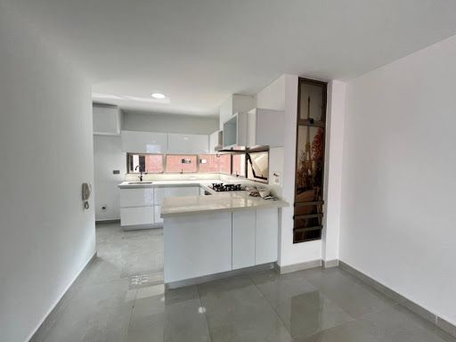 Apartamento en arriendo en La Florida, Medellín · foto 2 de 23