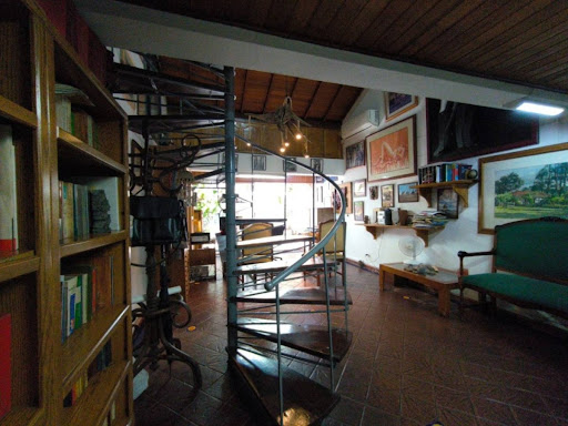 Local comercial en venta en La candelaria, Medellín 3