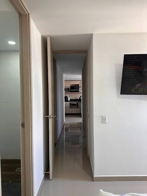 Apartamento de 3 alcobas en venta en Bellavista, Bello, 57 m² · foto 5 de 16