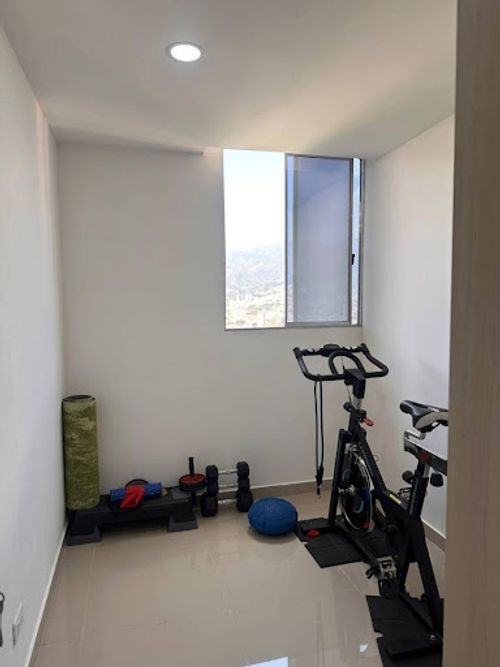 Apartamento de 3 alcobas en venta en Bellavista, Bello, 57 m² · foto 11 de 16
