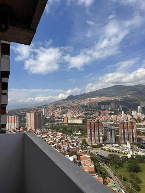 Apartamento de 3 alcobas en venta en Bellavista, Bello, 57 m² · foto 16 de 16