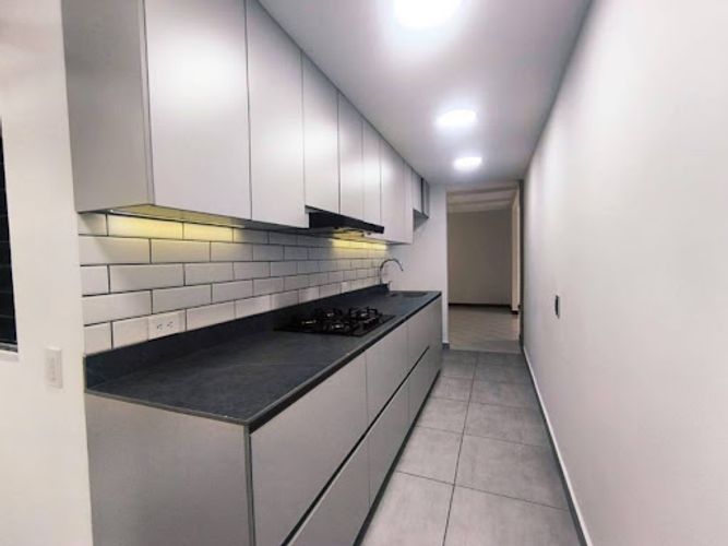Apartamento de 4 alcobas en arriendo en El Diamante 2, Medellín, 95 m² · foto 2 de 24
