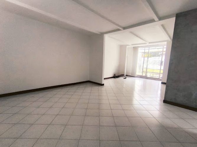 Apartamento de 4 alcobas en arriendo en El Diamante 2, Medellín, 95 m² · foto 4 de 24